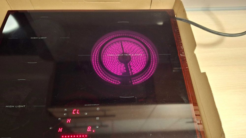 Продавам стъклокерамични котлони на Тека