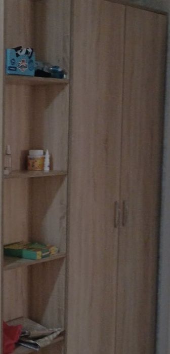 СРОЧНО продам вместительный шкаф