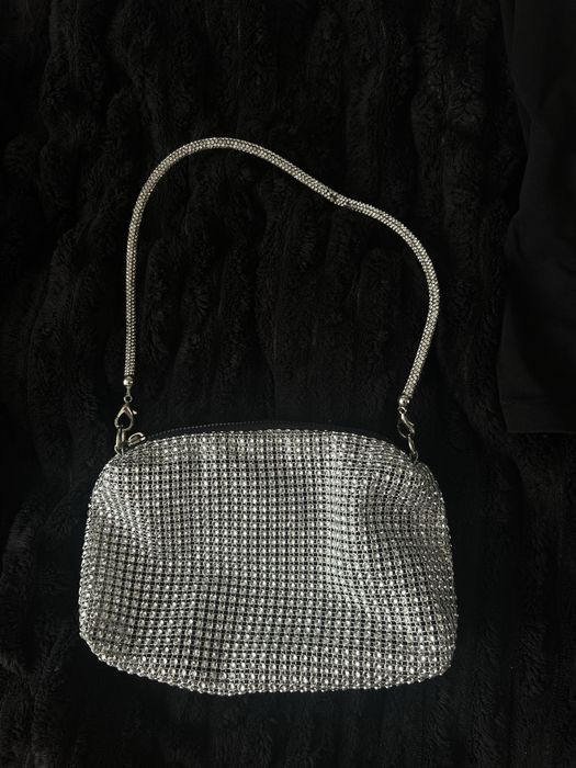 Сребриста чанта/клъч