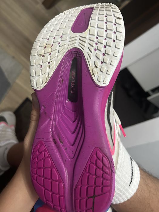 Nike zoomfly 6 pot lasa din pret