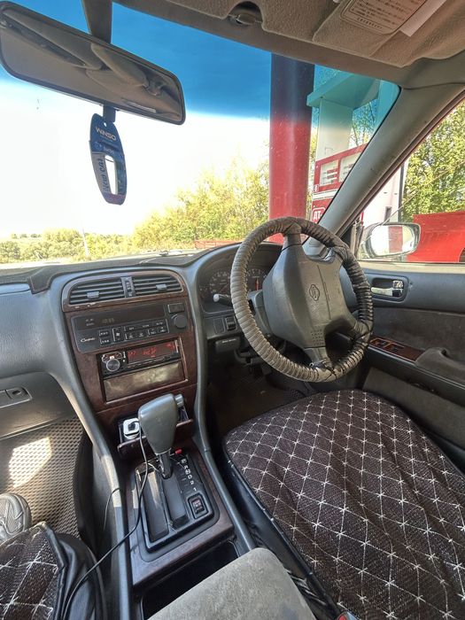 Продам Nissan Cedric U33