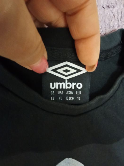 Къси панталони и тениска