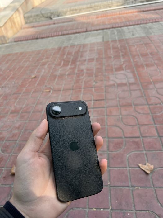 Продаю iPhone Air