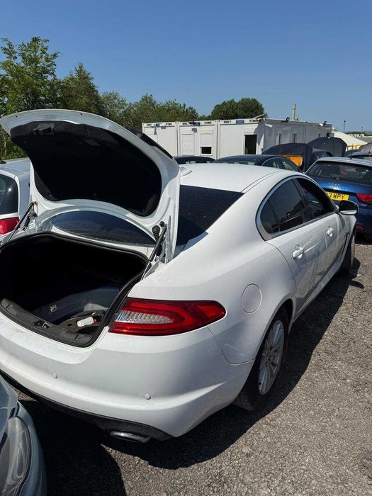 Jaguar XF 2.2D 224DT transmisie automata an 2014