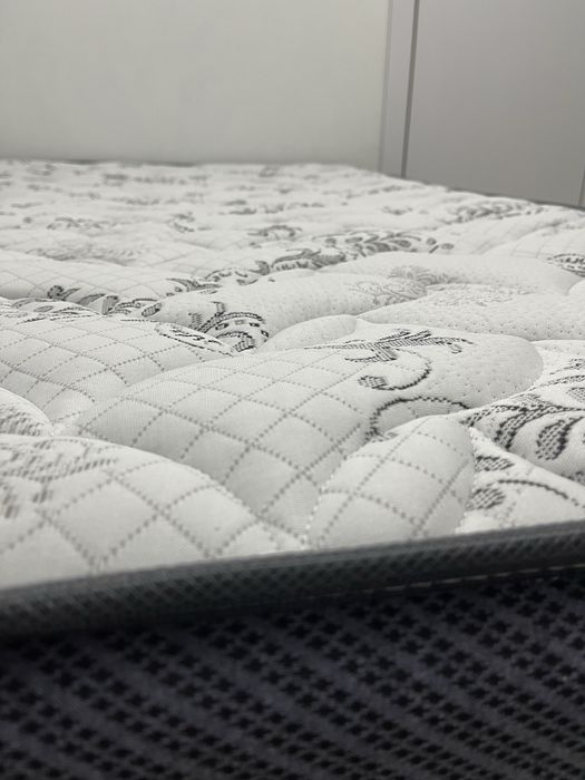 Новый мягкий матрас