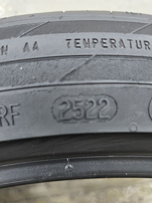 Vând două anvelope de vara continental  295 35 20 dot 2522