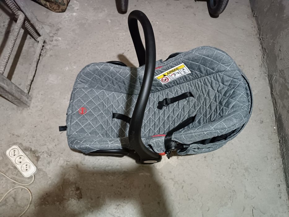 Продается детское автокресло