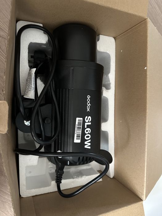 Godox SL-60W  - tun lumina