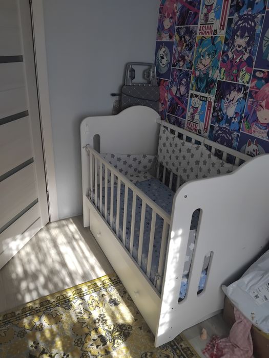 Детская кроватка