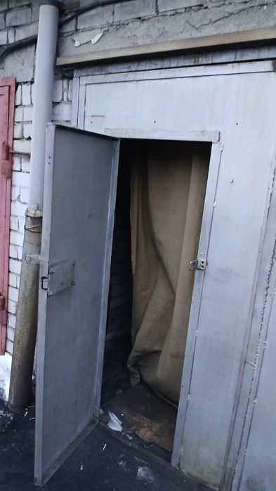 Гараж продам в центре