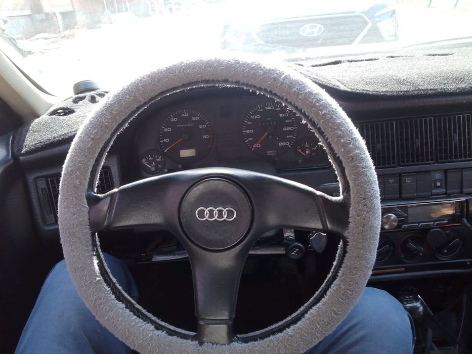 Продам Ауди 80 1990года