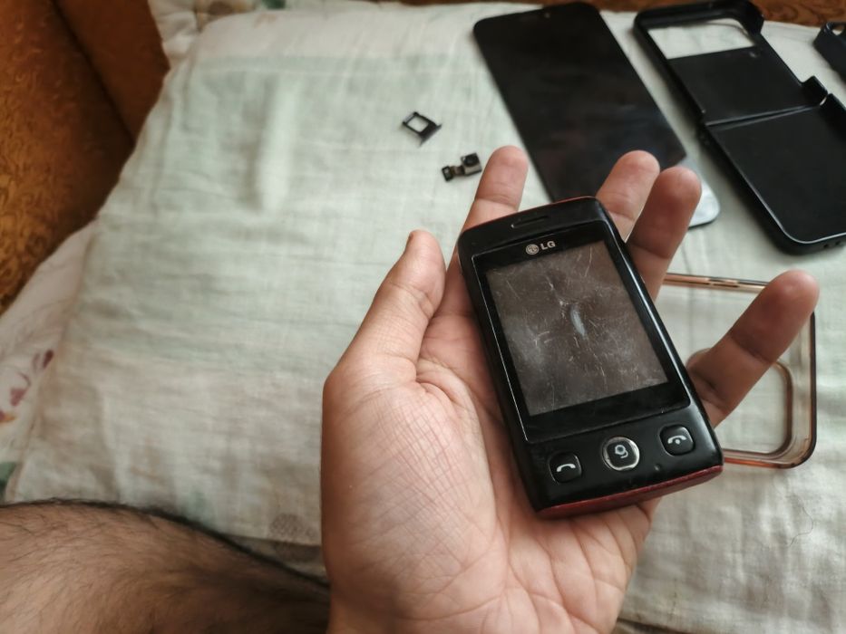 Продаются запчасти и аксессуары