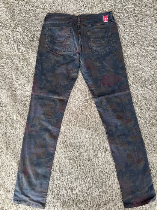 Панталон за жена. Панталон за Тинейджър.