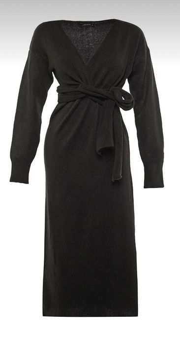 Элегантное шерстяное платье
