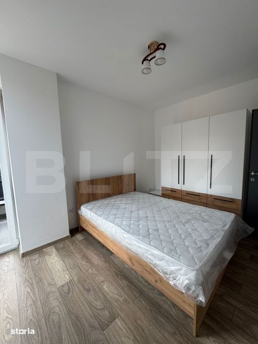 Apartament 3 camere, 2 bai, parcare, zona Teilor