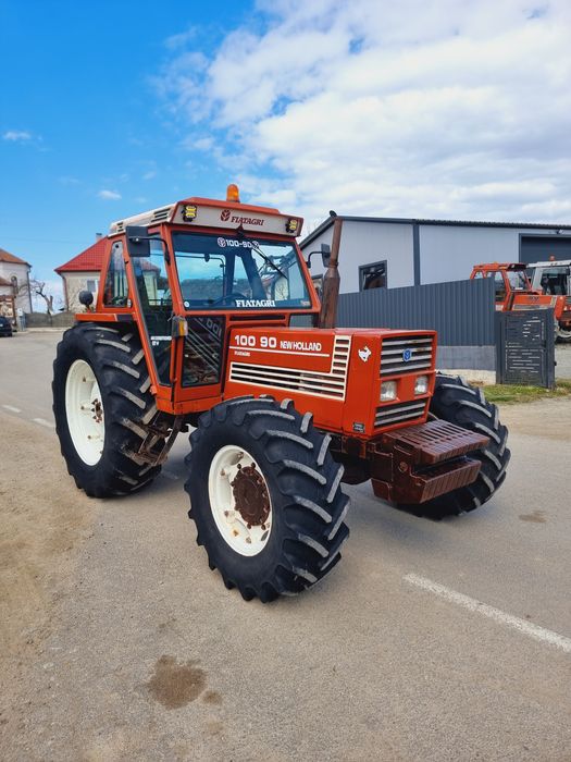 Tractor Fiat 100-90 DT