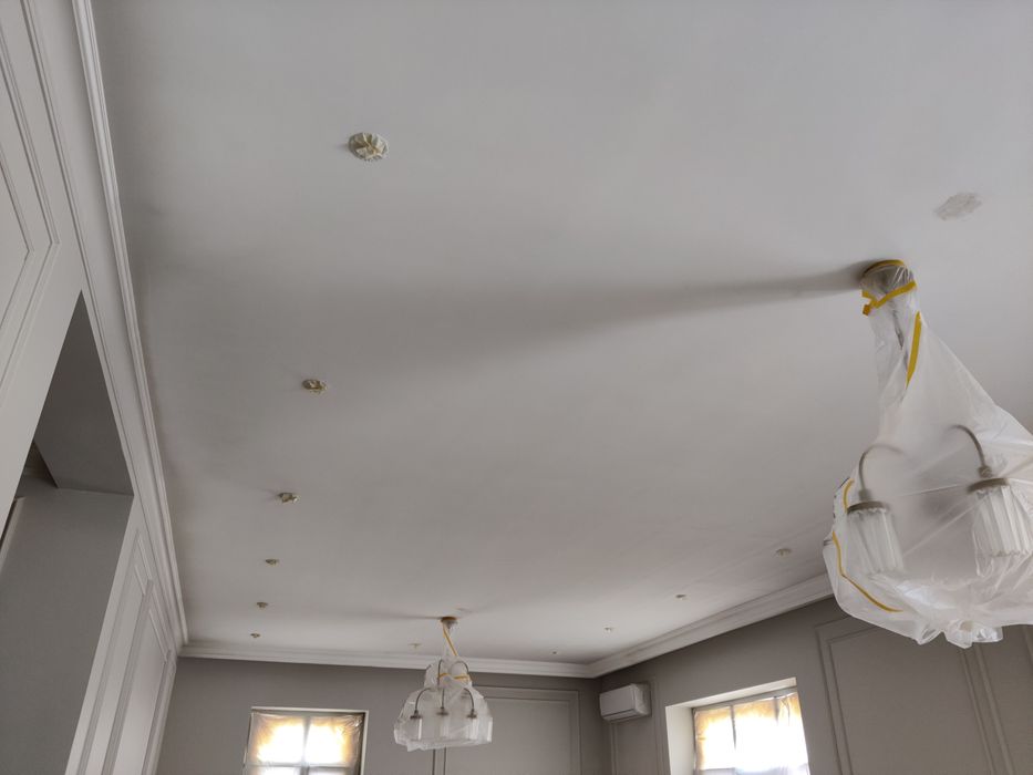 Покраска стен и потолков