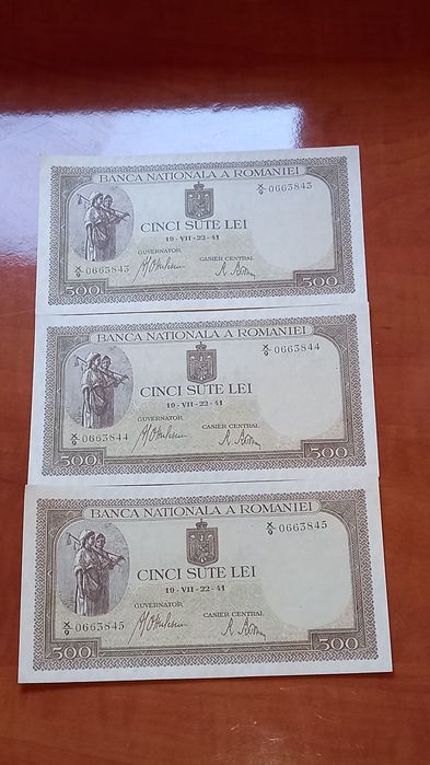 Vand lot 3 bancnote UNC,serie consecutiv,romanesti