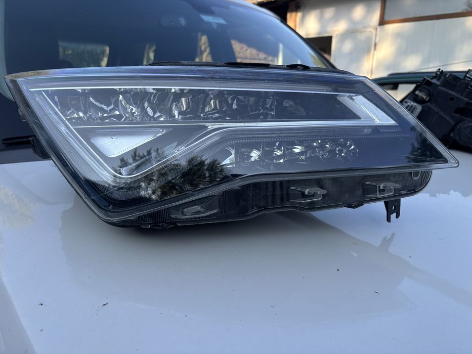 Фар Seat Ateca