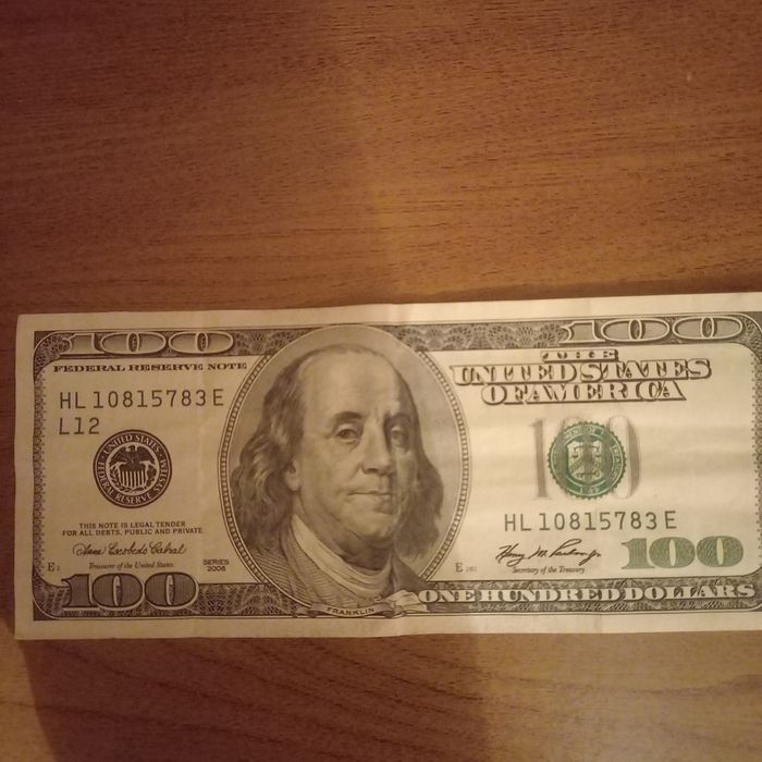 Продаю сто долларов старого образца