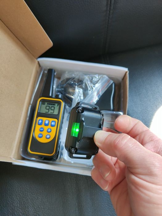 Zgardă dresaj câini cu electroșoc, vibrații și sunet