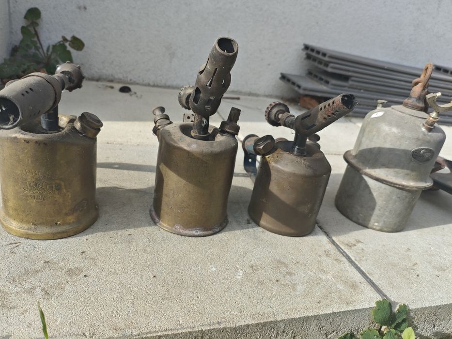 Lampa benzina locomotiva