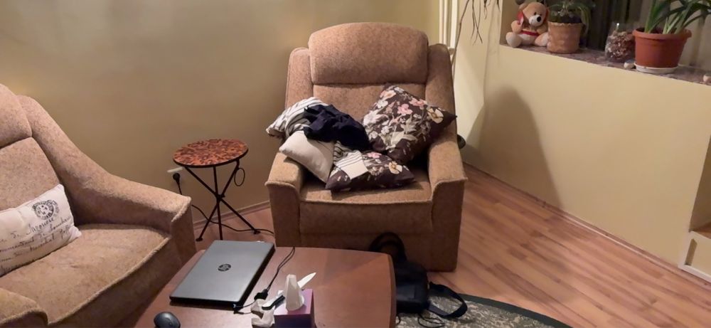 Fotolii comode cu structura rezistenta