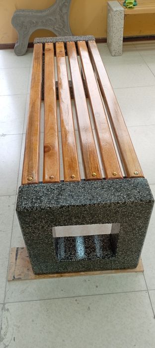 Skameyka urna gultuvaklar