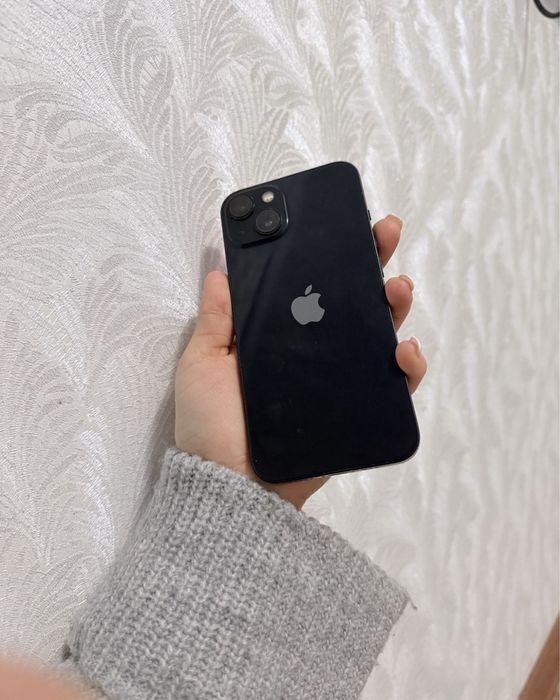 Продам iPhone 13 128