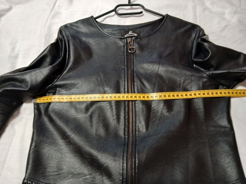 Costum imitație de piele de calitate,negru