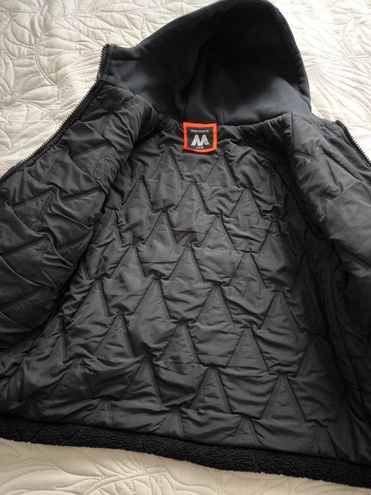 Куртка на девочку. Весна -осень.