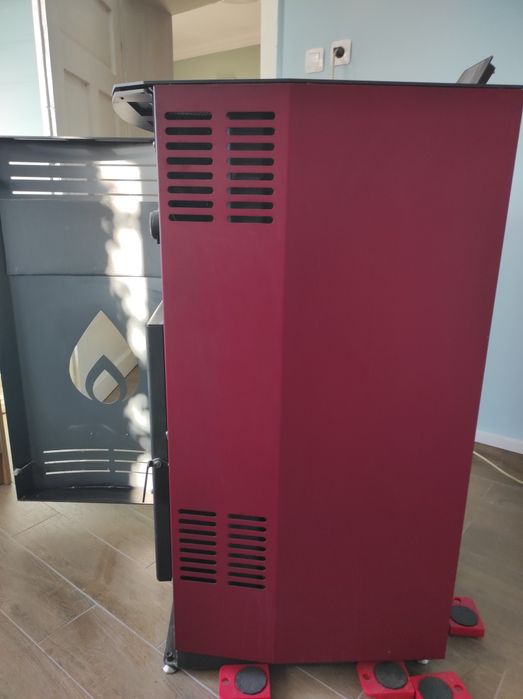 Пелетна камина GREYKO 16kW, водна риза