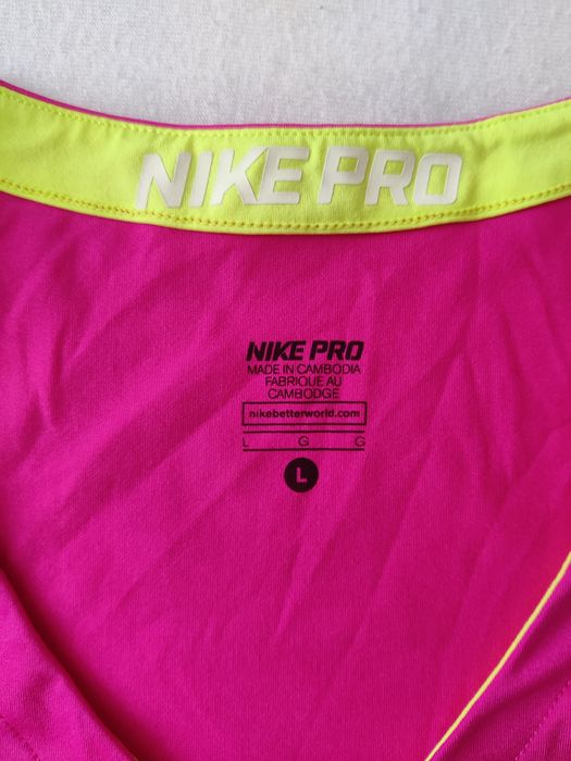 Дамска тениска Nike Pro