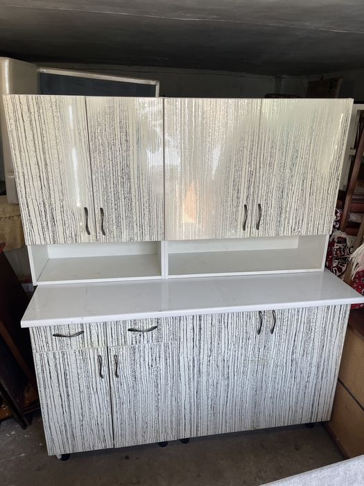 Продам кухонный гарнитур