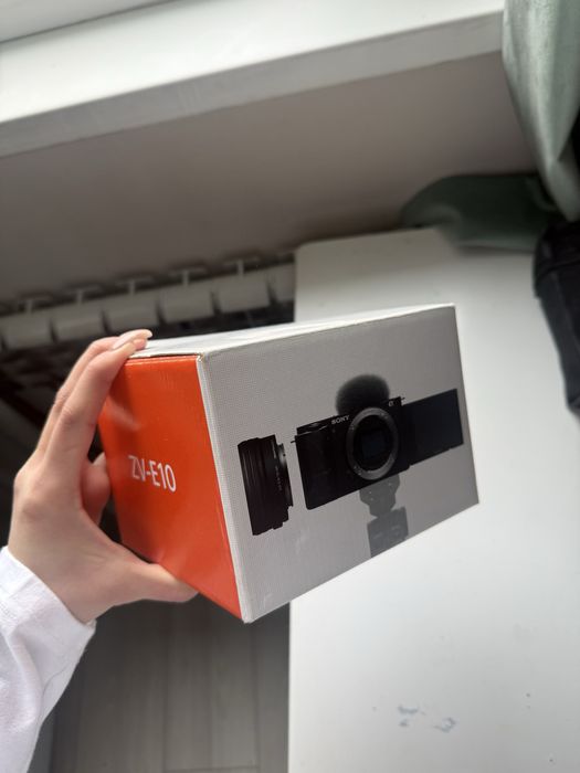 Продам Sony zv e-10