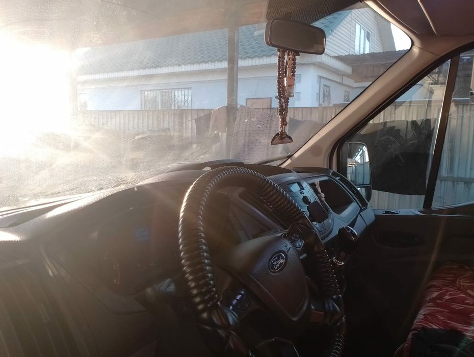 Продам грузовую машину