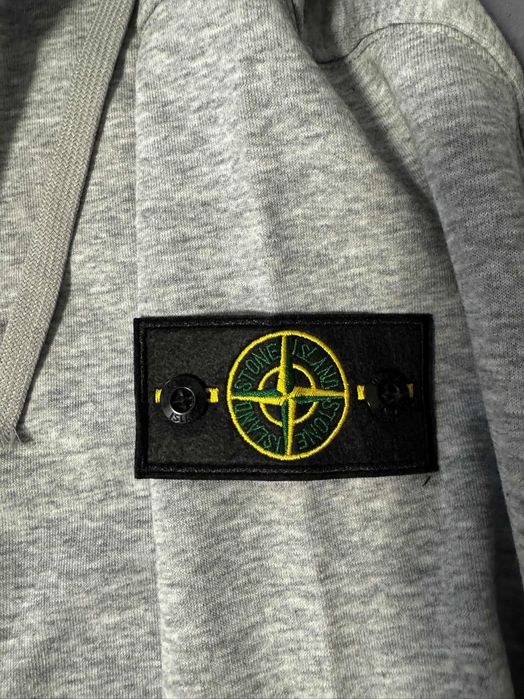 Hanorac stone Island
