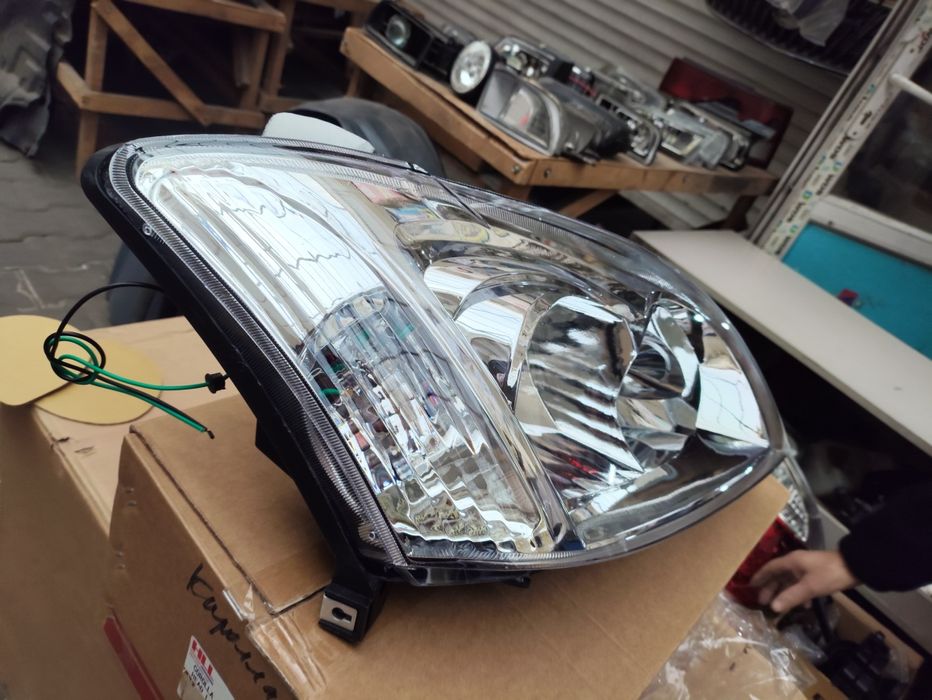 Королла фара хэтчбек