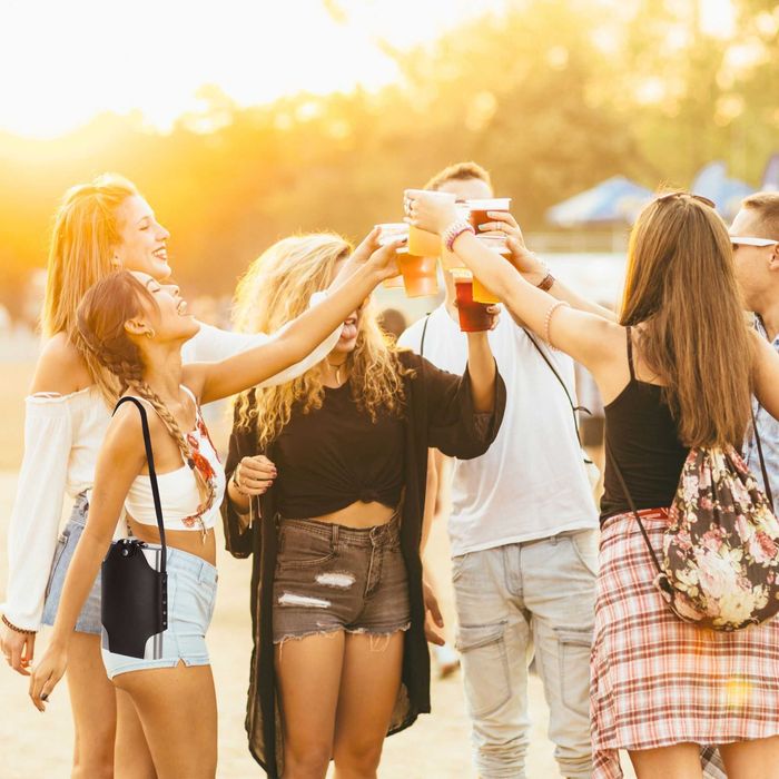 Plosca metalica XXL 1.8L design clasic din inox husa piele sintetica