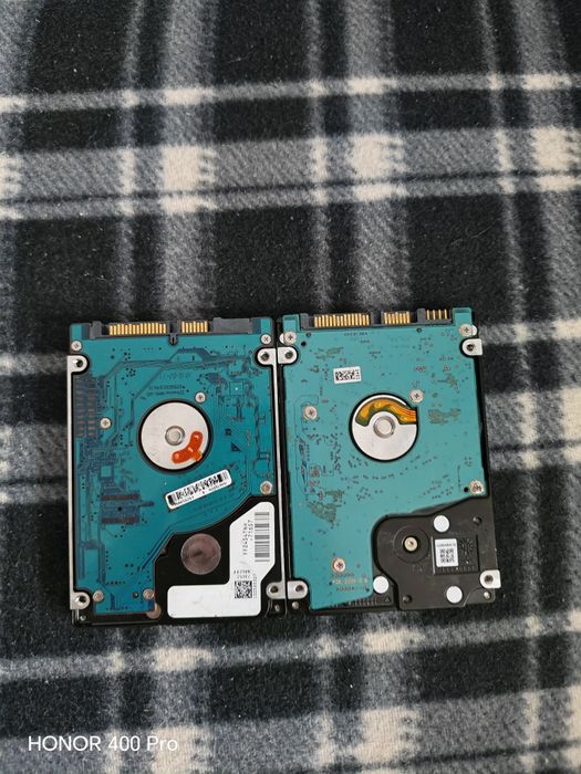 2 Жестких диска (рабочие)