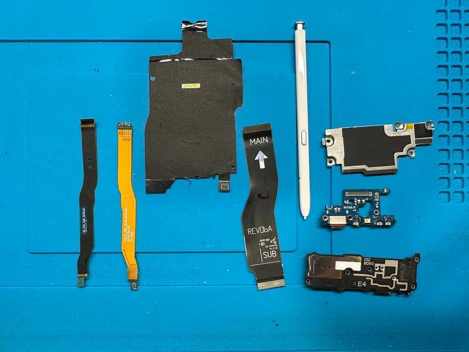 Samsung Galaxy Note 10+ на части
