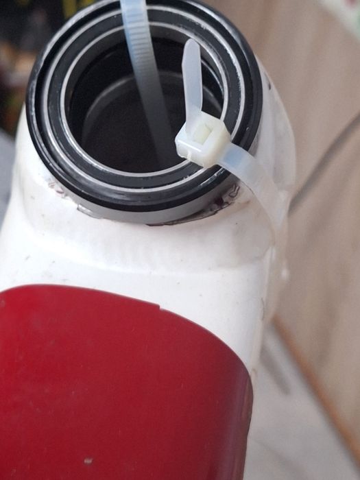 se vinde cadru specialized demo 8 in stare impecabila