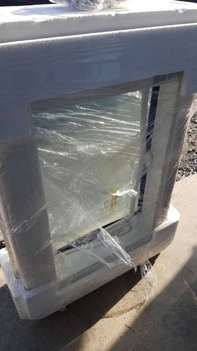 Капандура нова Dometic Midi Heki 700 x 500 за кемпер, бус, каравана