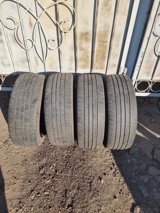 Срочно!!! Отдам резину 245/55 r19