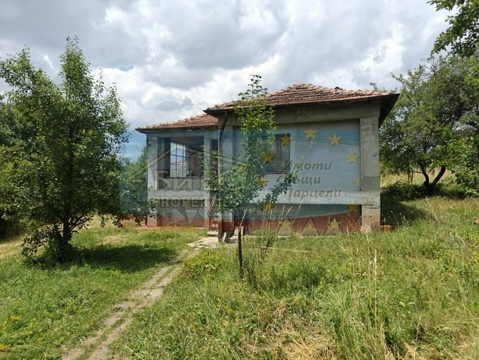 Къща в кв. Кристал