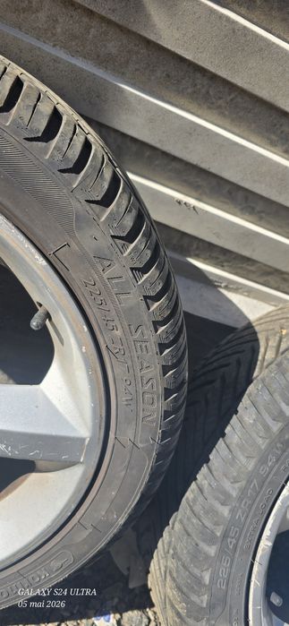 Vând jante + cauciucuri All season (iarna/ vară)!  Dimensiuni 225/45 R17 cauciucurile sunt noi !