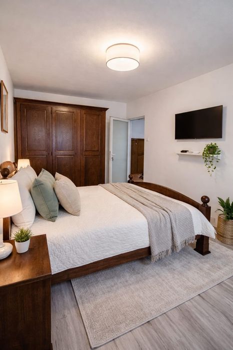 Apartament DECOMANDAT 2 camere + Pivnită Privată