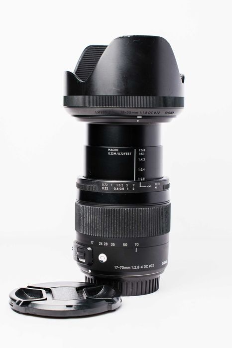 Фотоапарат Canon 800D в комплект с EF-S 18-55 и обективи Canon EF 50mm/f1.8 и Sigma 17-70mm/F2.8-4 DC DN