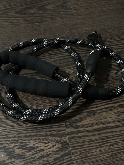 Поводок для собак