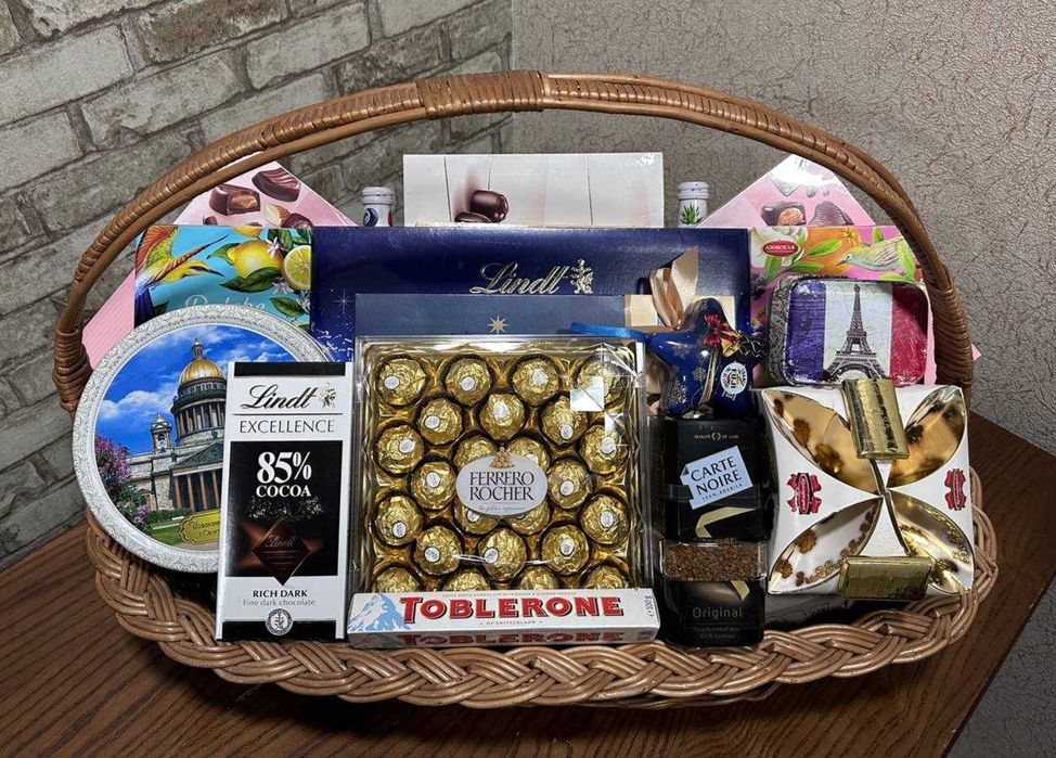 Новогодние корпоративные подарки Корзины ОПТОМ